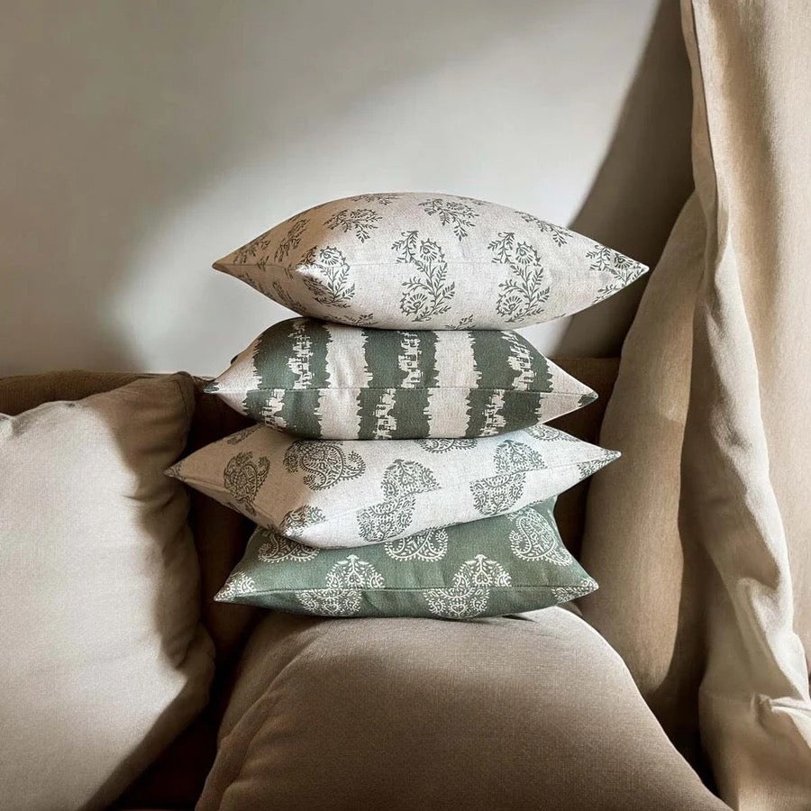 HERBATIOUS REVERSE, MOSS CUSHION