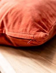 FOXCOTE CUSHION | 50X30 | RUST | VELVET