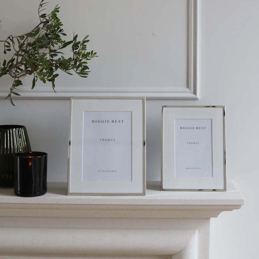 THIN BORDER SILVER FRAME - 2 sizes