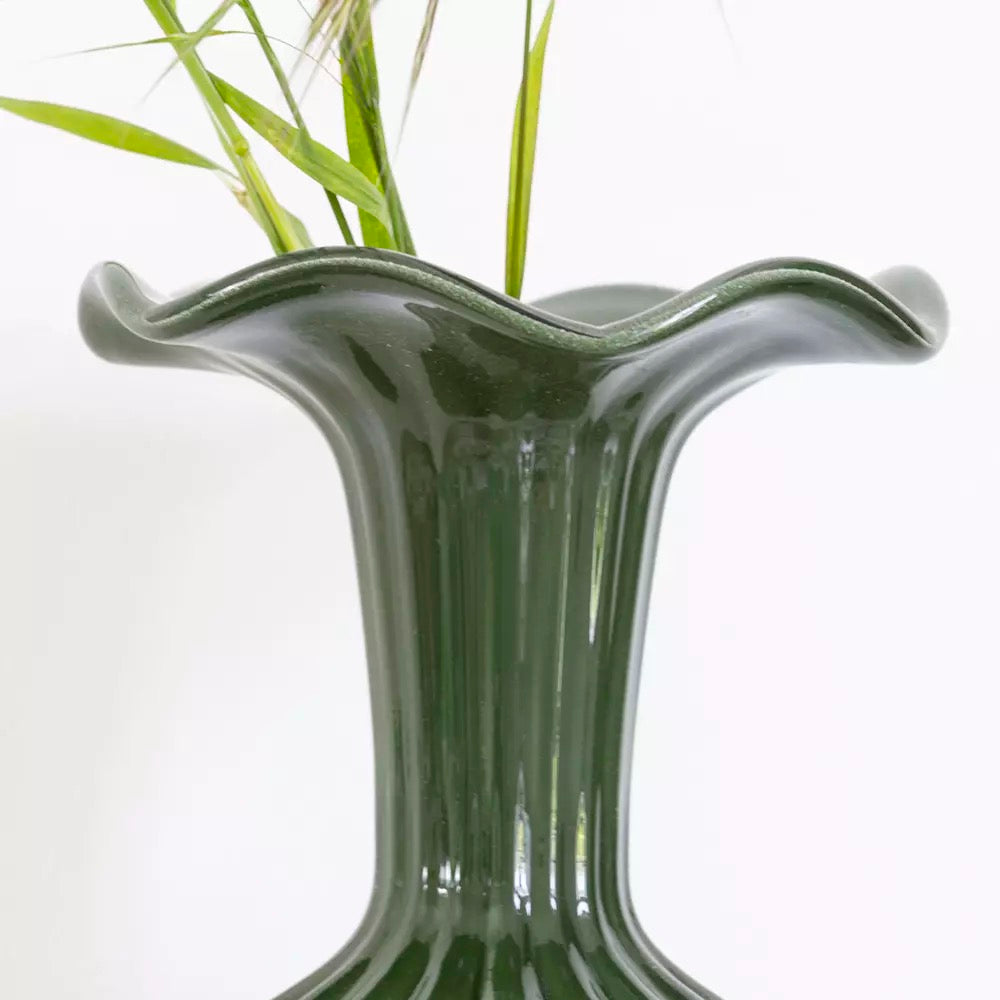 Glass Vase With Frill Rim Harper