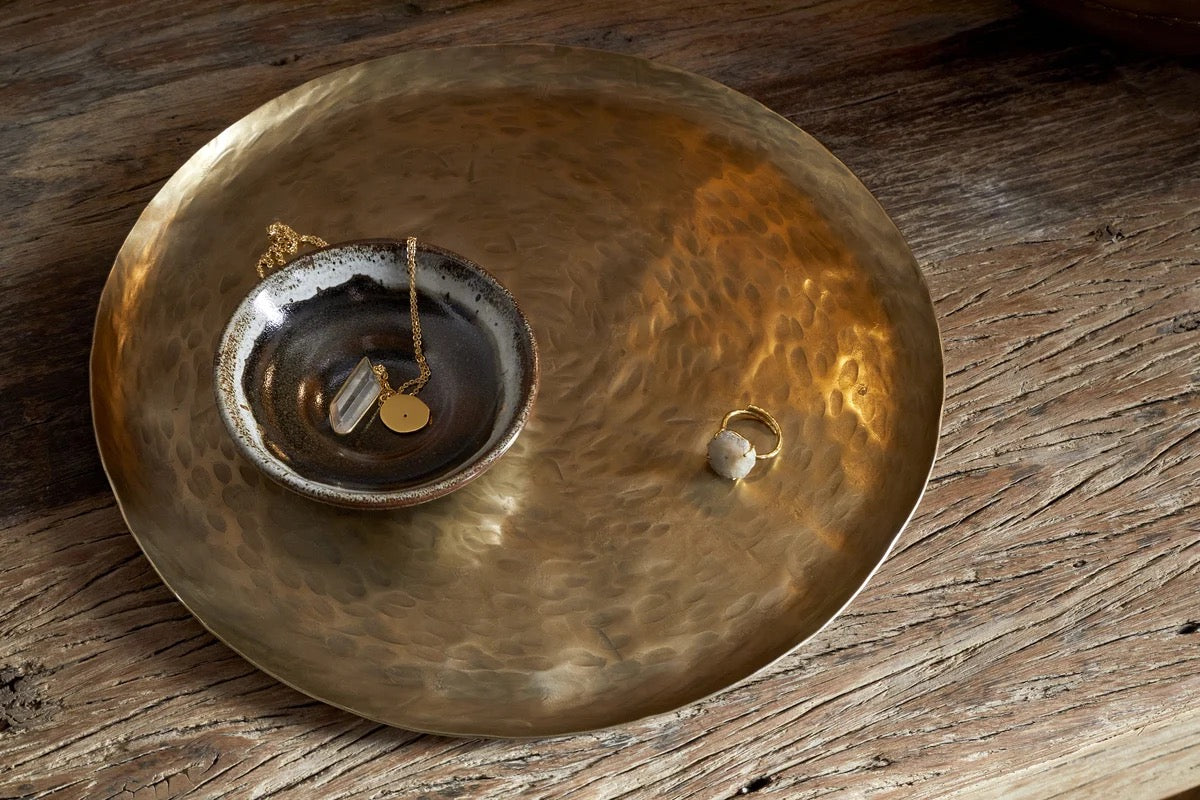 NKUKU - Oorja Round Tray - Brass