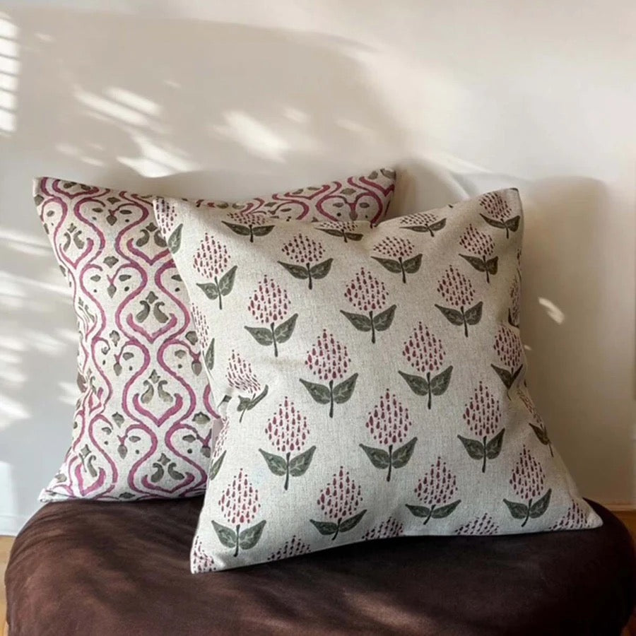 STRAWBERRY CUSHION
