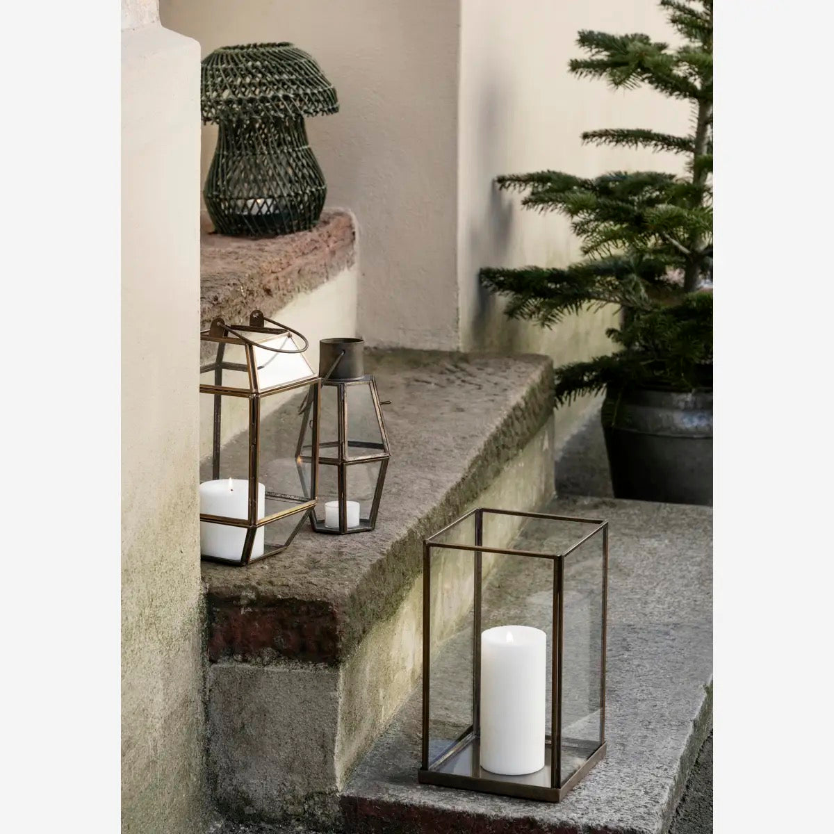IRON LANTERN - 27.5CM