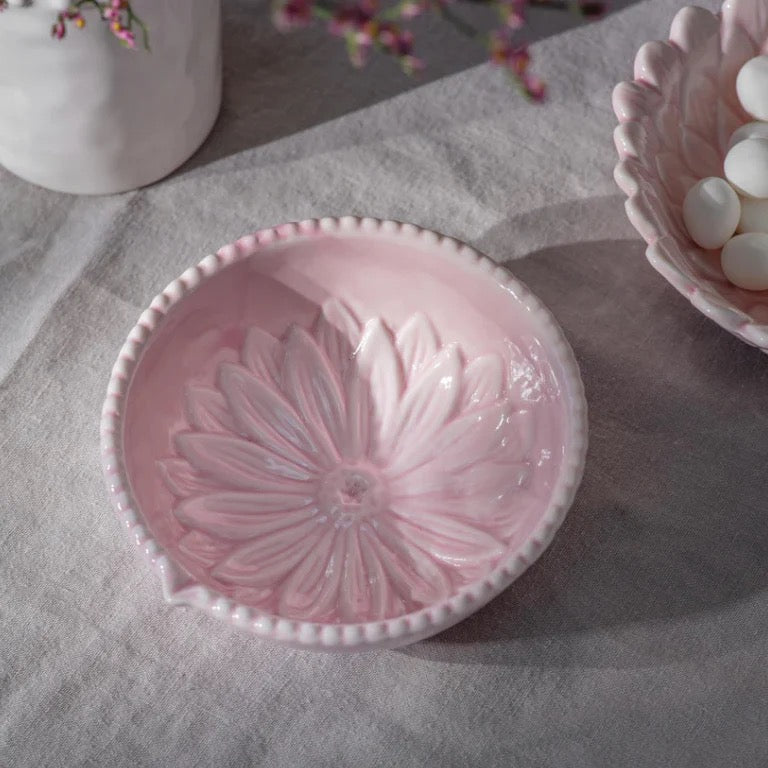 WRENFORD SET OF 2 BLUSH SCALLOPED BOWLS