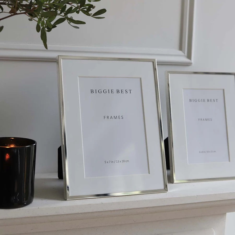 THIN BORDER SILVER FRAME - 2 sizes