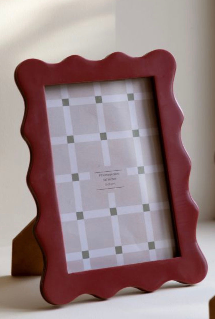 Viana Photo Frame - 2 Sizes