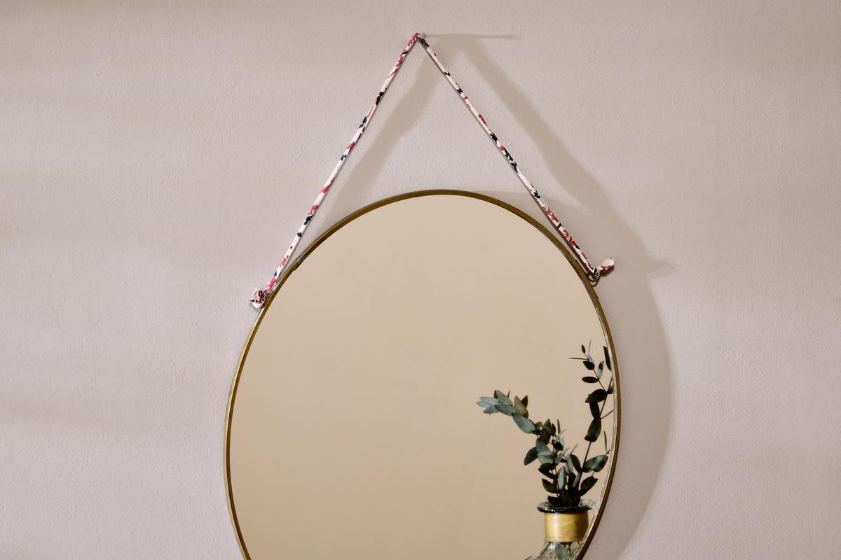 Kiko Round Mirror - Brass