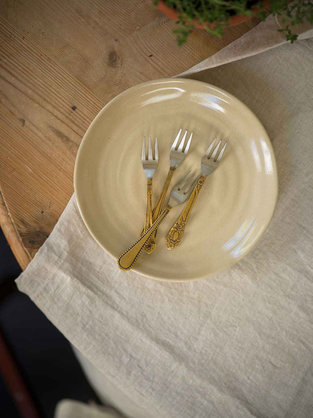 Antique Style Brass Cake Forks - Set of 4