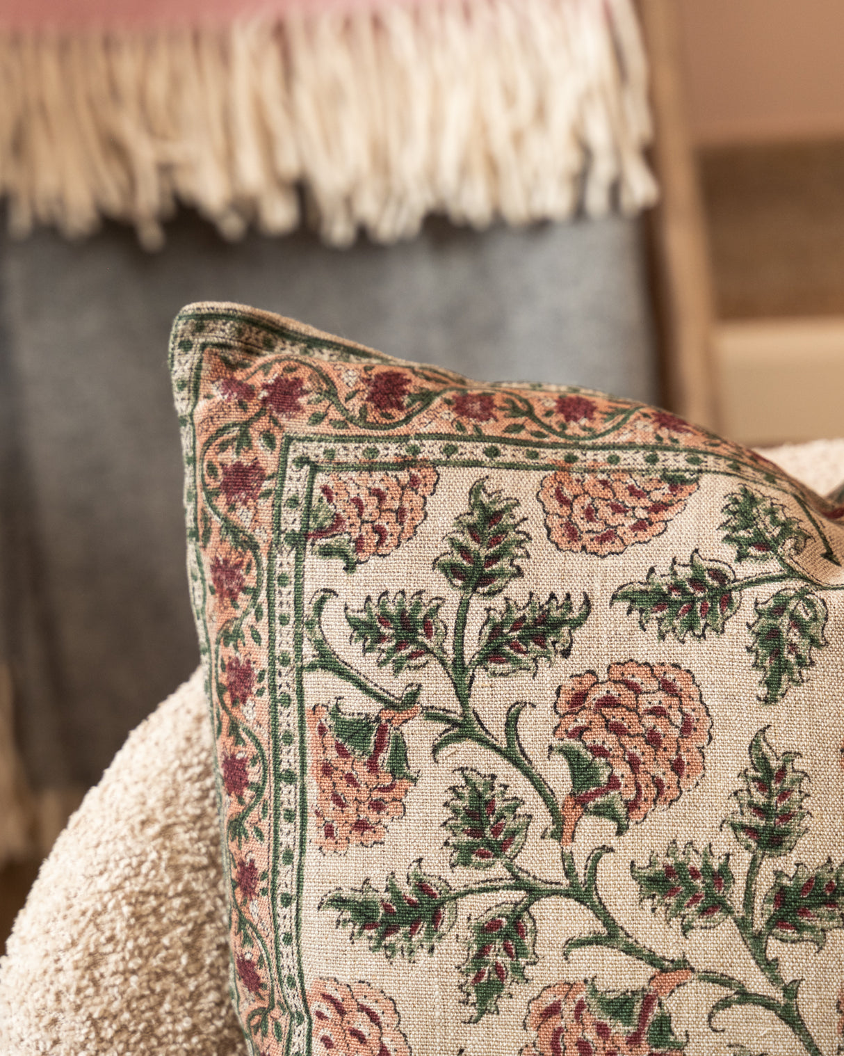 CLARENCE WOODLAND 45CM CUSHION