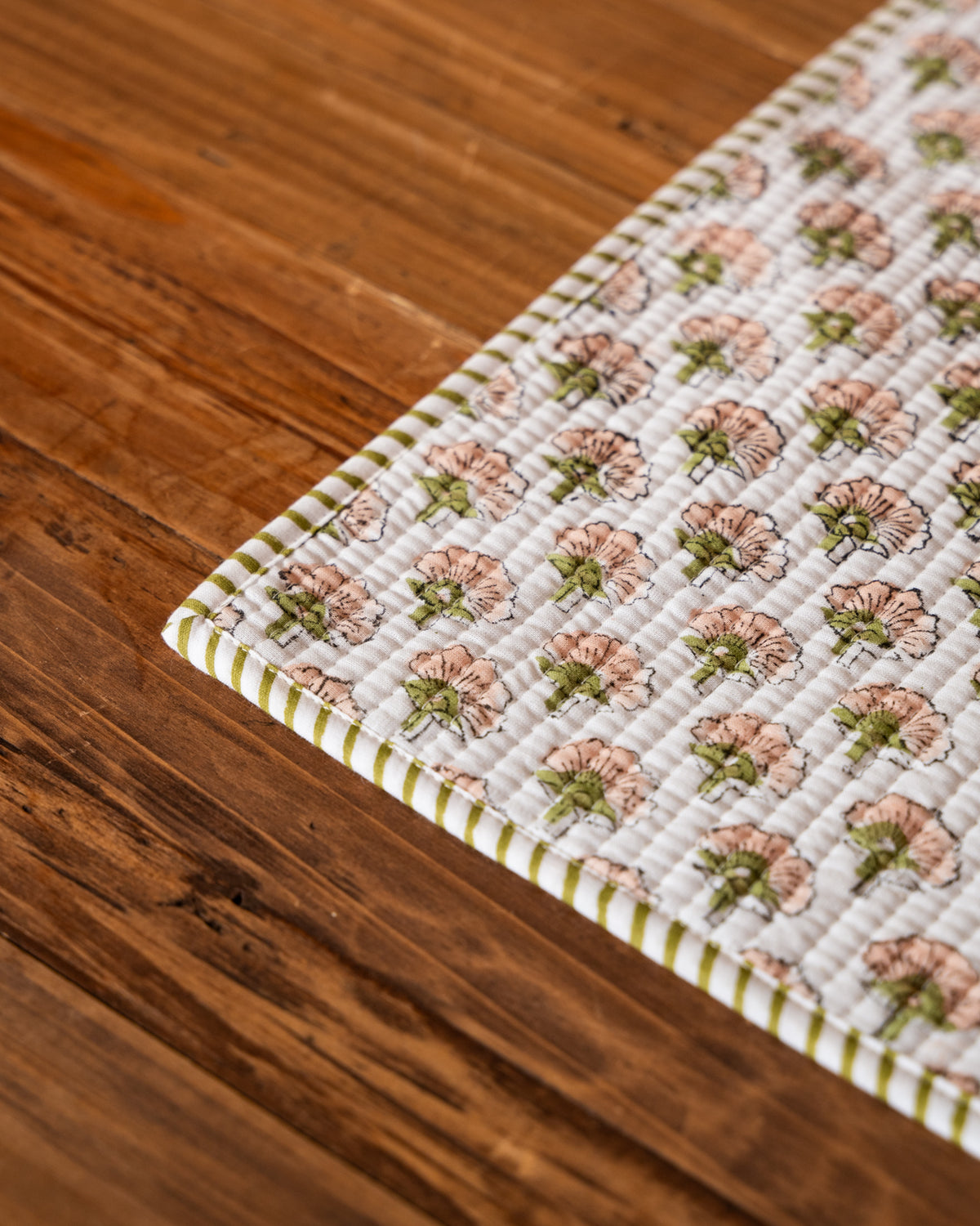 ANILA - Traditional block print quilted placemat S/6