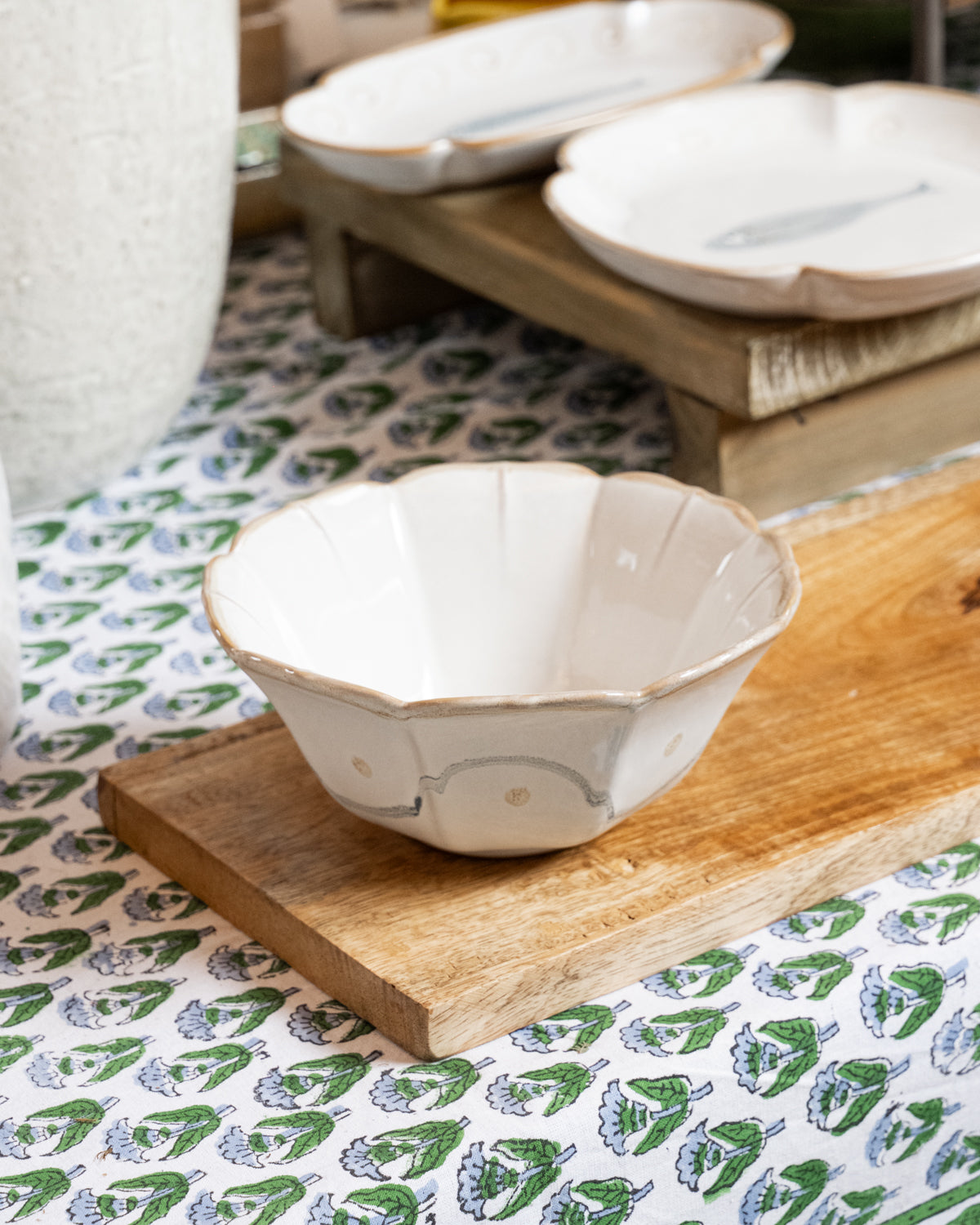 Stoneware Fluted Bowl 18cm - Fish