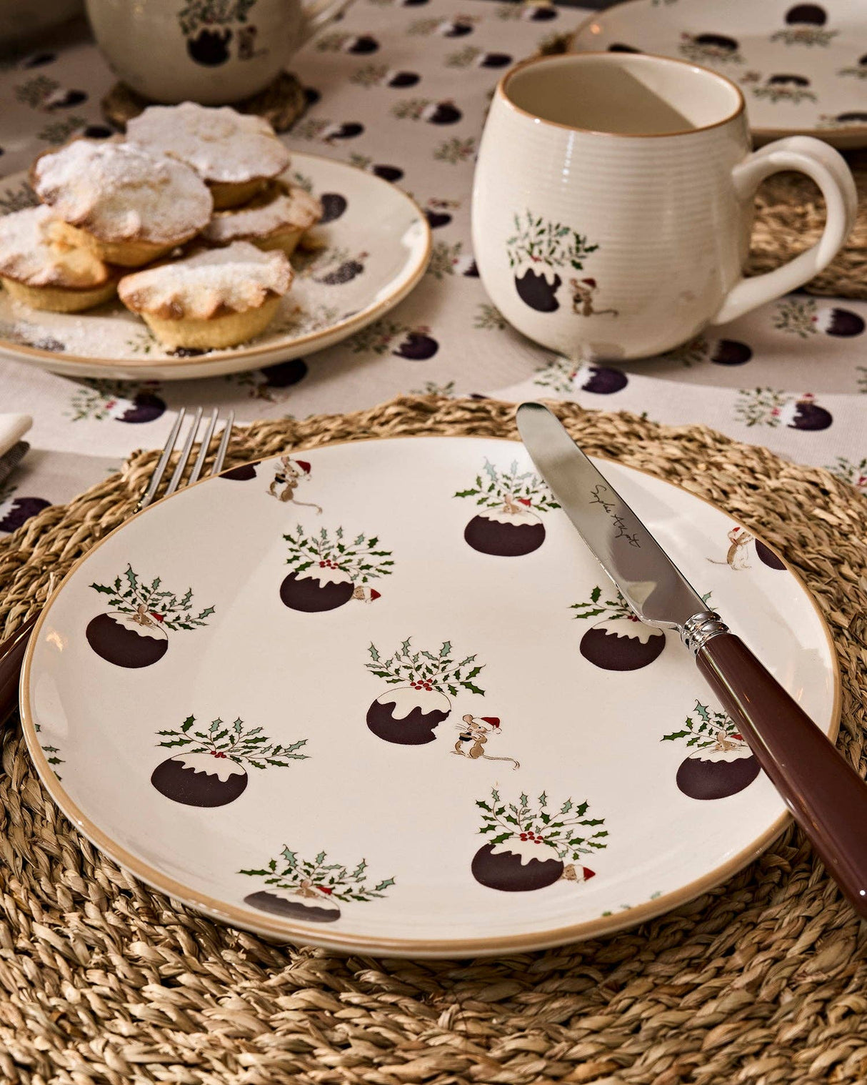 Christmas Puddings Stoneware Side Plate
