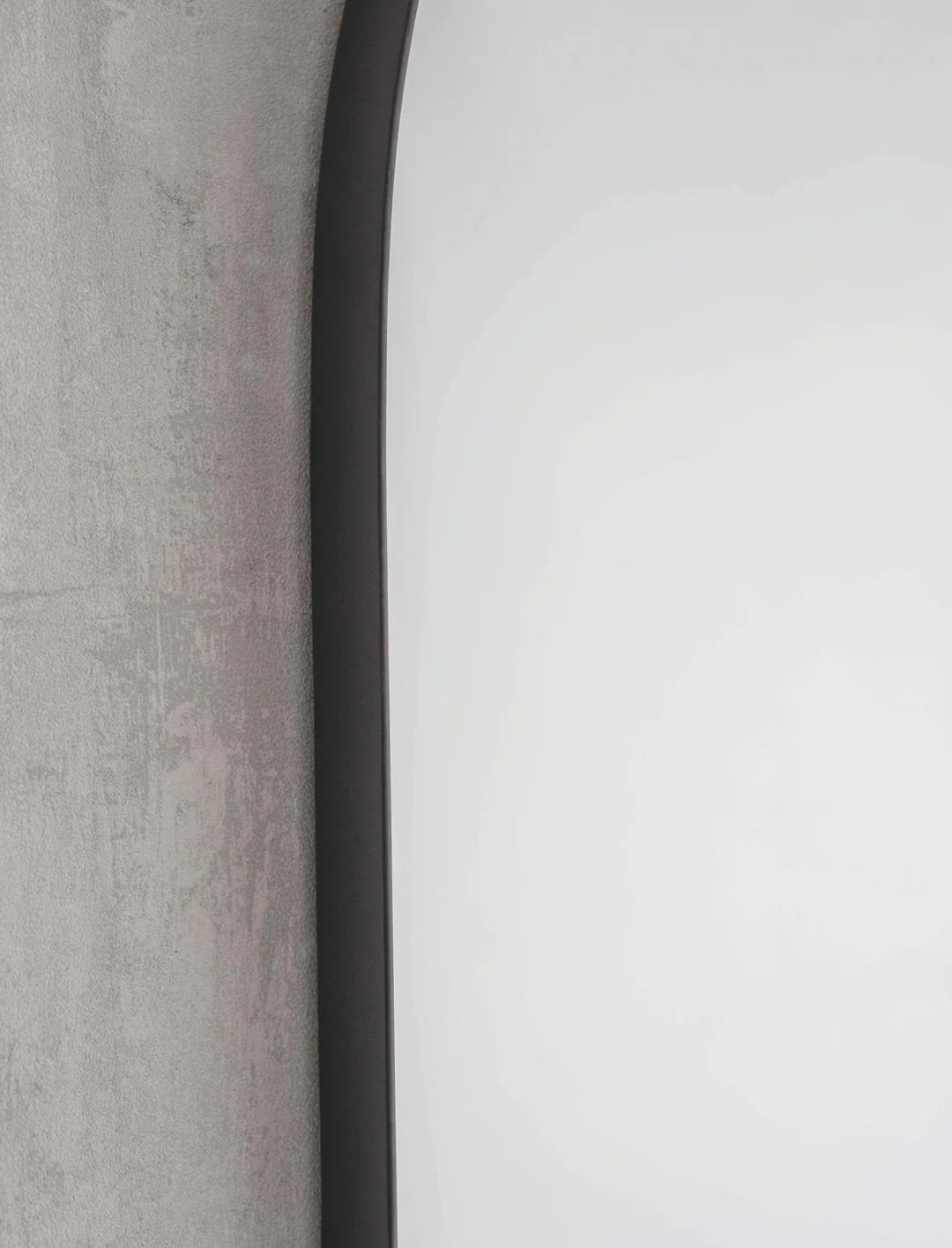 GARDEN TRADING  - CHARLCOMBE ARCHED MIRROR BLACK