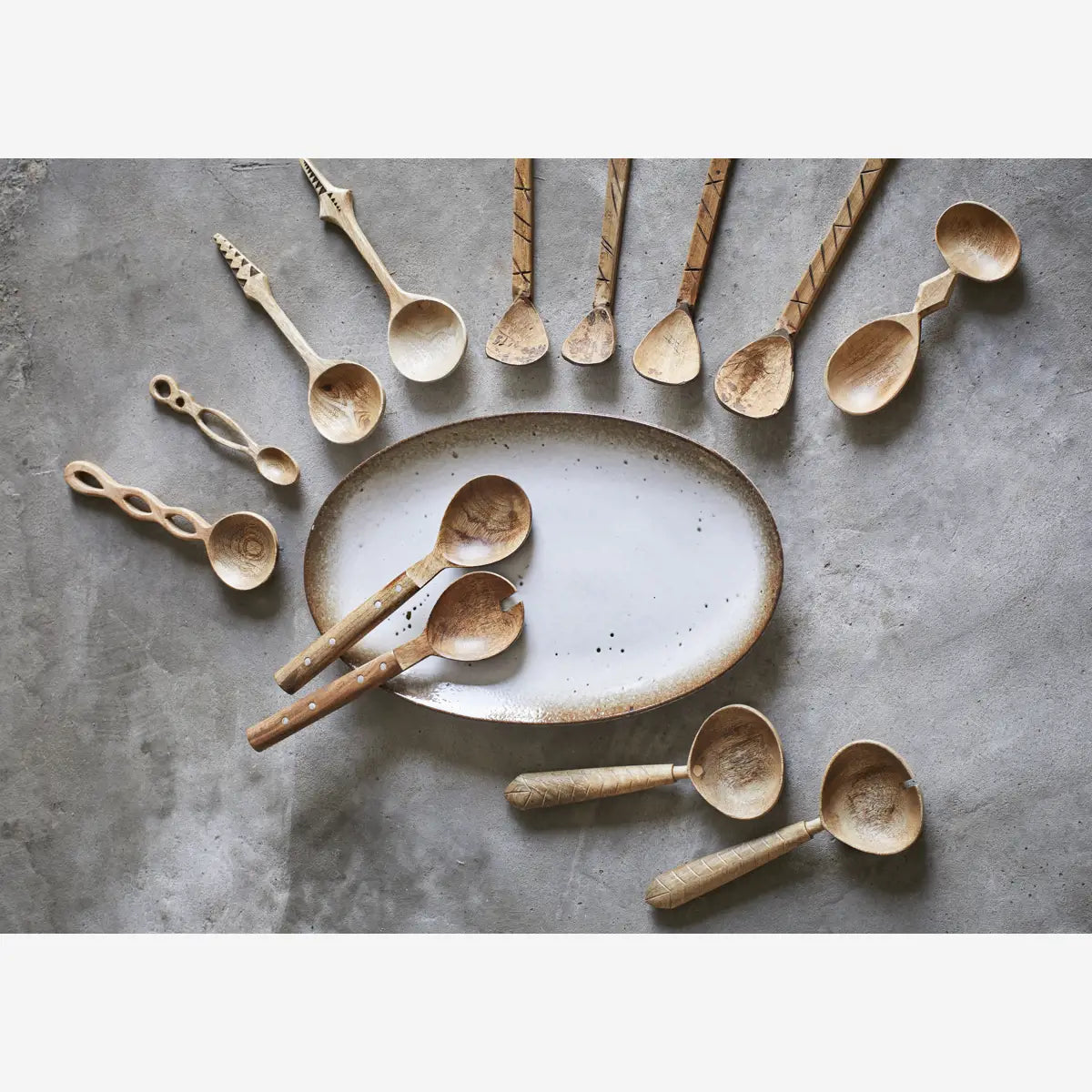 WOODEN SERVING SET