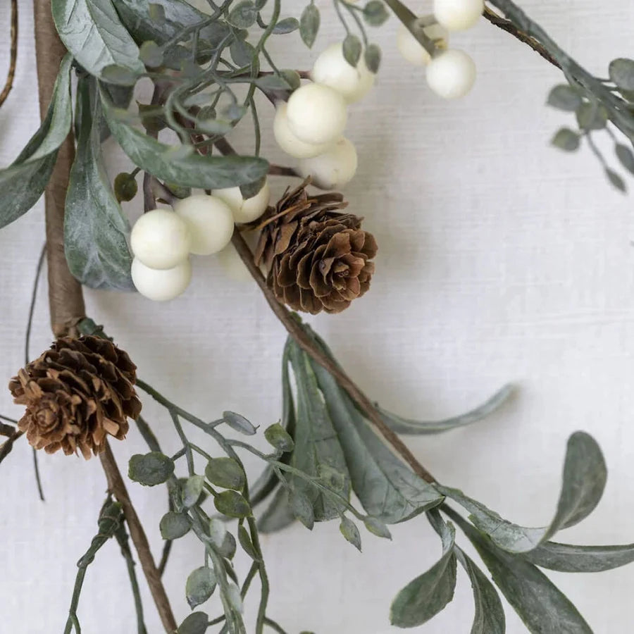 White Berry Candle Ring with Frosted Leaves