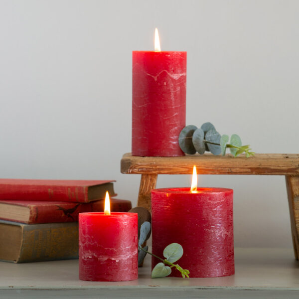red unscented candle 10cm