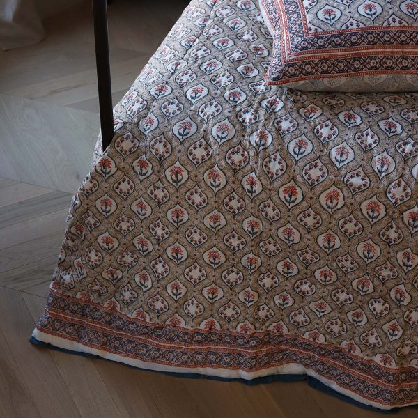 parvati large quilt